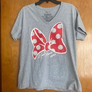 Gray tishert with miki mouse bow..size XL